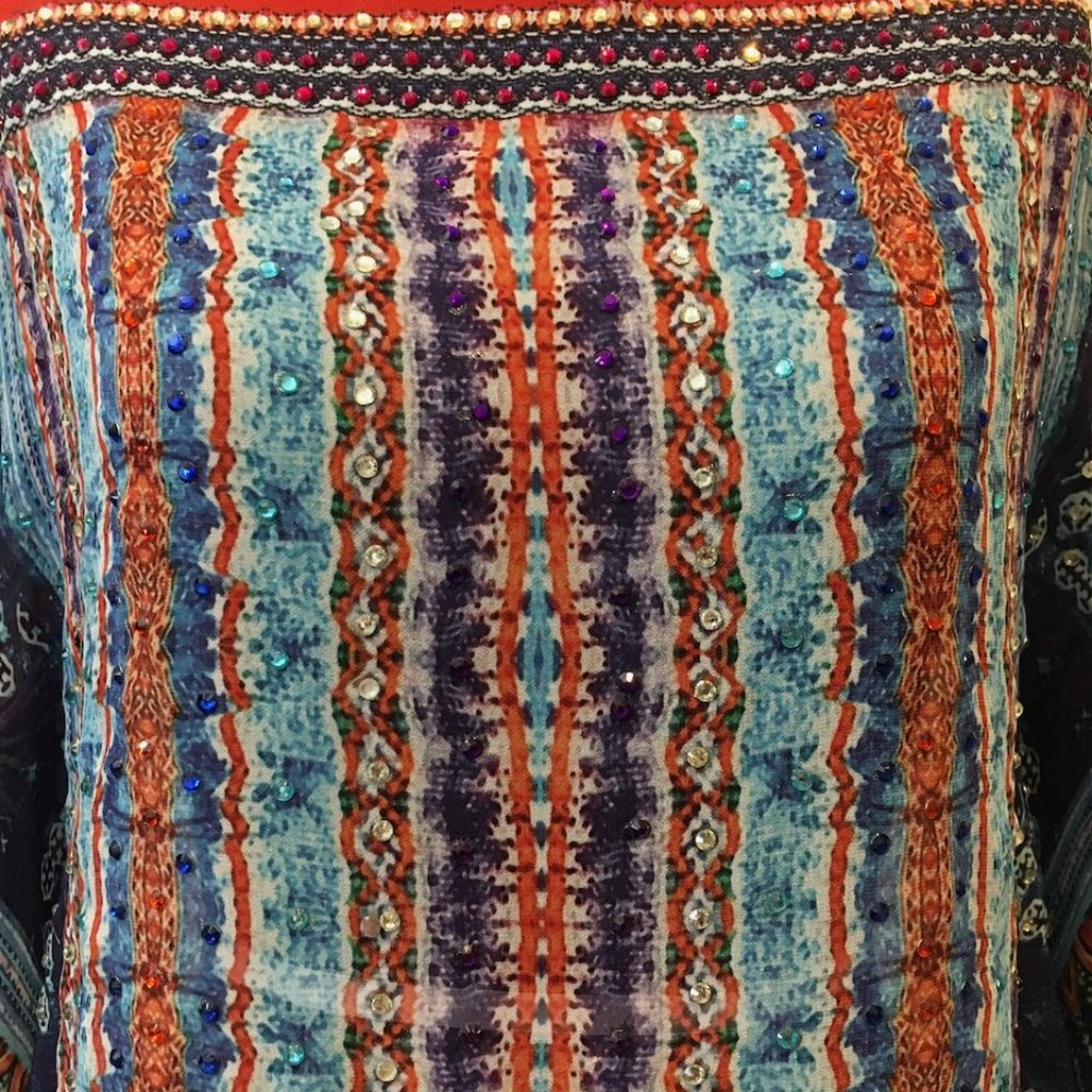 Colorful flowy bell arm blouse - Picture 2 of 7